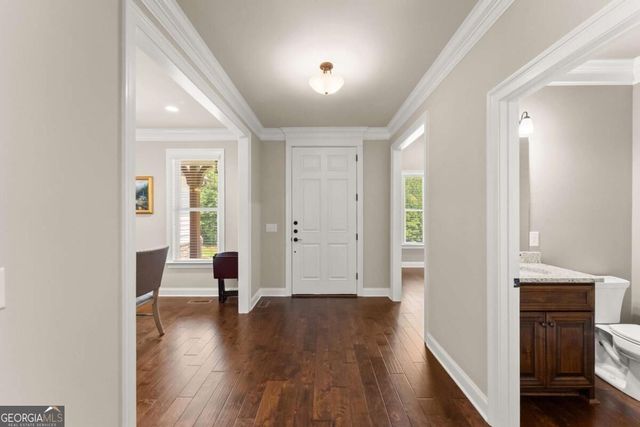 4466 Park Royal Drive, Flowery Branch, GA 30542