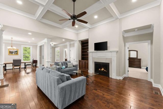 4466 Park Royal Drive, Flowery Branch, GA 30542