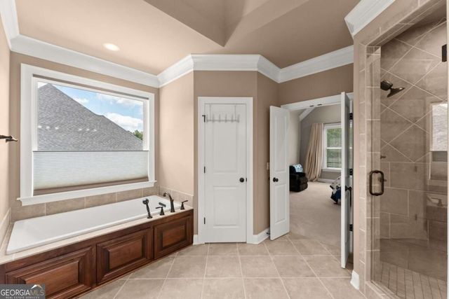 4466 Park Royal Drive, Flowery Branch, GA 30542