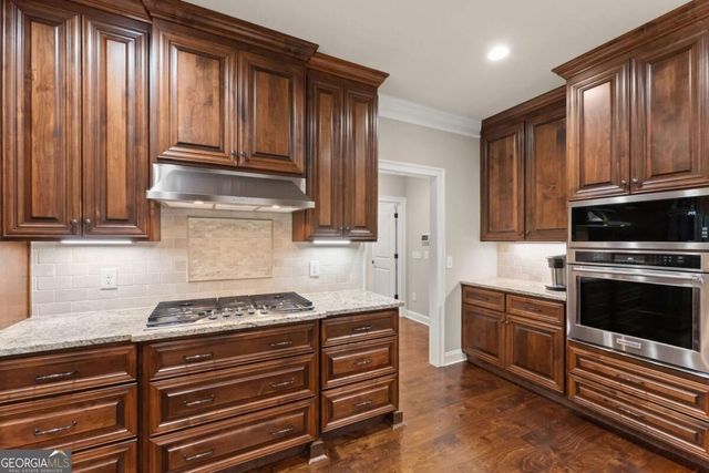 4466 Park Royal Drive, Flowery Branch, GA 30542