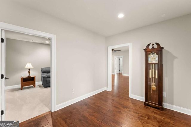 4466 Park Royal Drive, Flowery Branch, GA 30542