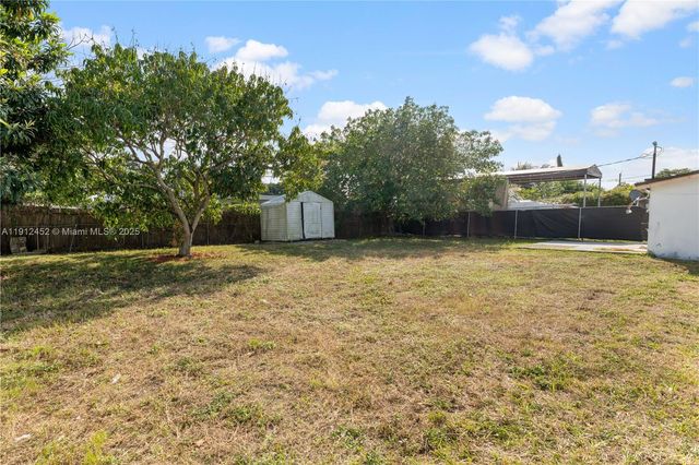 11532 SW 136th Ter, Miami, FL 33176