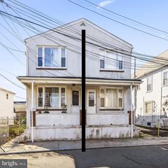 721 BROWN ST, Bristol, PA 19007