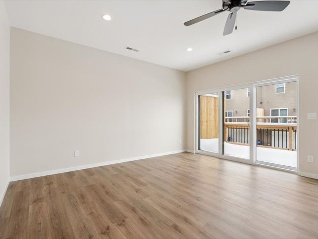 948 Dubs Drive, Iowa City, IA 52246