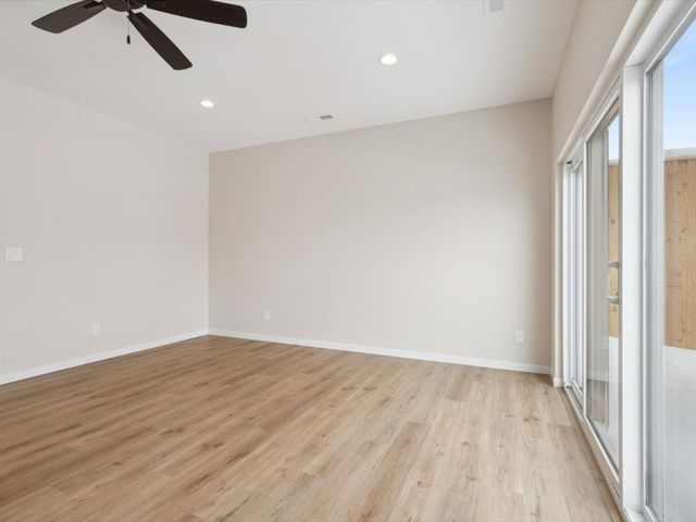 948 Dubs Drive, Iowa City, IA 52246