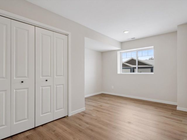 948 Dubs Drive, Iowa City, IA 52246