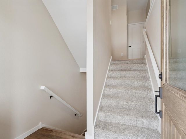 948 Dubs Drive, Iowa City, IA 52246