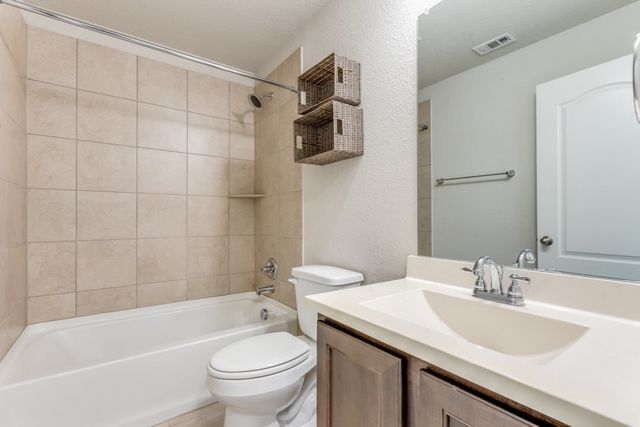 1900 Outpost Creek Lane, Aubrey, TX 76227