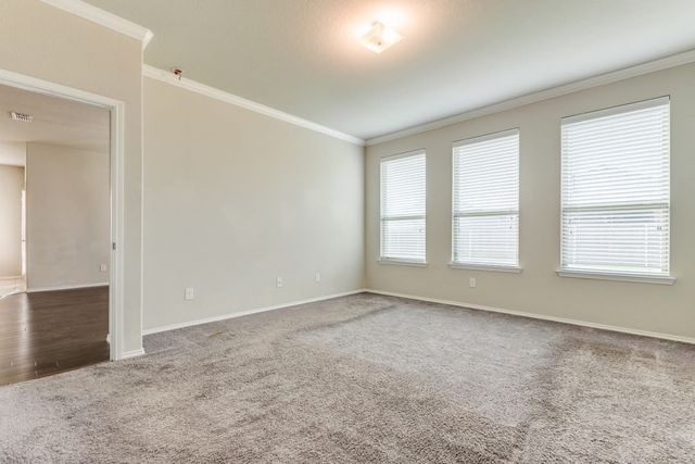 1900 Outpost Creek Lane, Aubrey, TX 76227