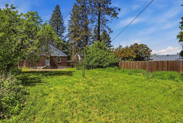 2611 S Monroe St, Spokane, WA 99203