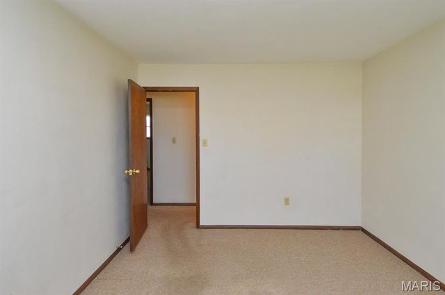 301 W Oak Street, New Baden, IL 62265