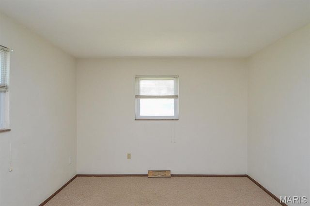 301 W Oak Street, New Baden, IL 62265