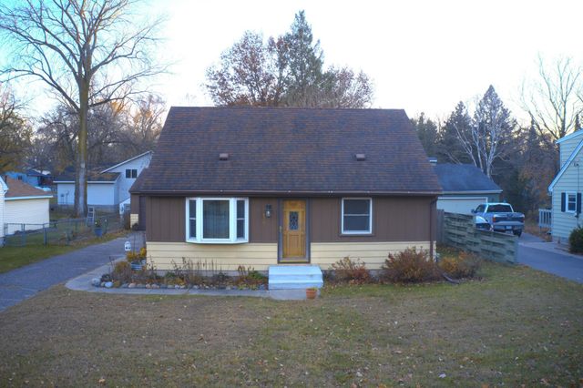 1476 64th Avenue NE, Fridley, MN 55432