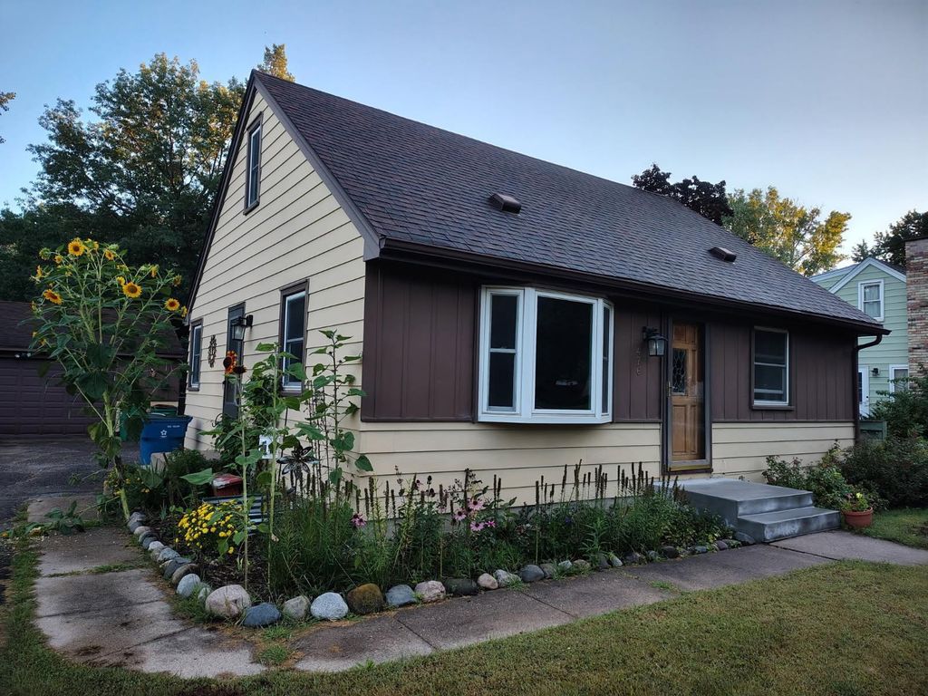 1476 64th Avenue NE, Fridley, MN 55432