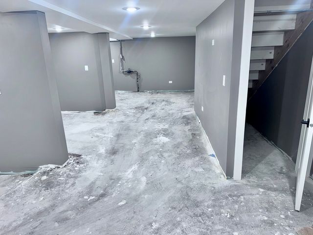 250 E 115th Street, Chicago, IL 60628