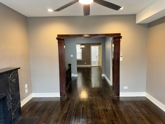 250 E 115th Street, Chicago, IL 60628