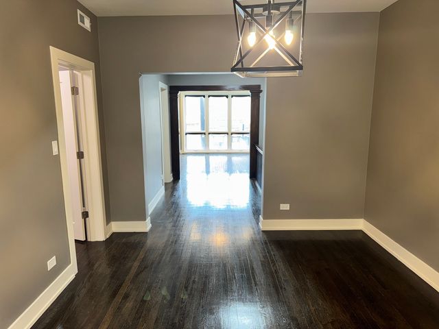 250 E 115th Street, Chicago, IL 60628