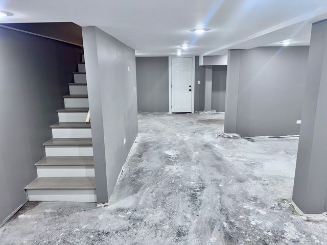 250 E 115th Street, Chicago, IL 60628