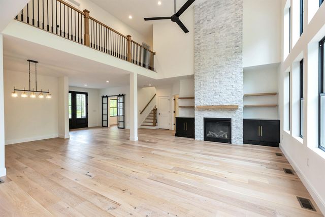 17-4-34 Boiling Kettle Way, Bedford, NH 03110