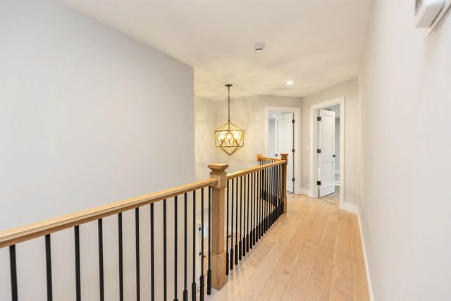 17-4-34 Boiling Kettle Way, Bedford, NH 03110