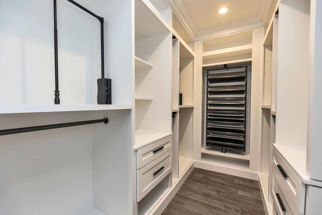 17-4-34 Boiling Kettle Way, Bedford, NH 03110