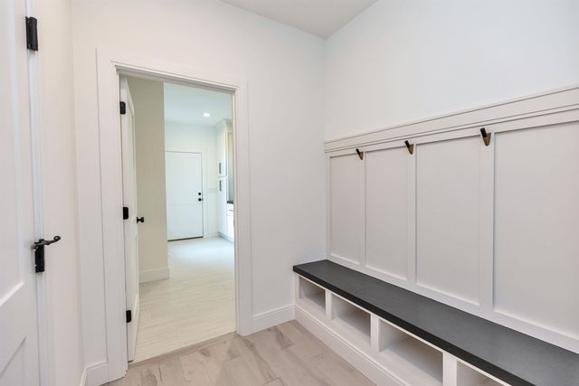 17-4-34 Boiling Kettle Way, Bedford, NH 03110