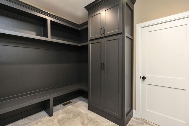 17-4-34 Boiling Kettle Way, Bedford, NH 03110