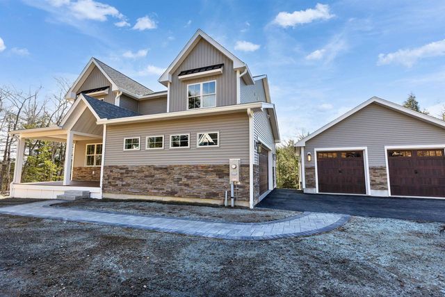 17-4-34 Boiling Kettle Way, Bedford, NH 03110