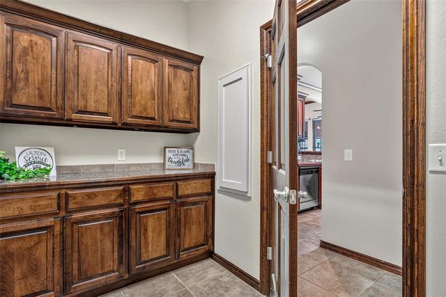 15305 Sugar Loaf Drive, Edmond, OK 73013