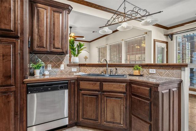 15305 Sugar Loaf Drive, Edmond, OK 73013