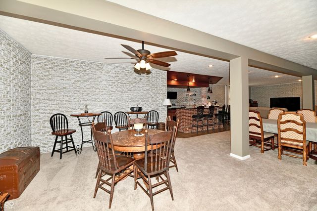 355 Connecticut Circle, Indianapolis, IN 46217