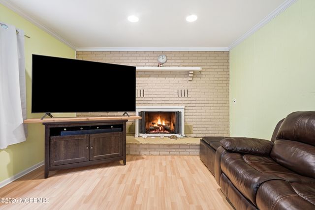 22 Kim Lane, Toms River, NJ 08755