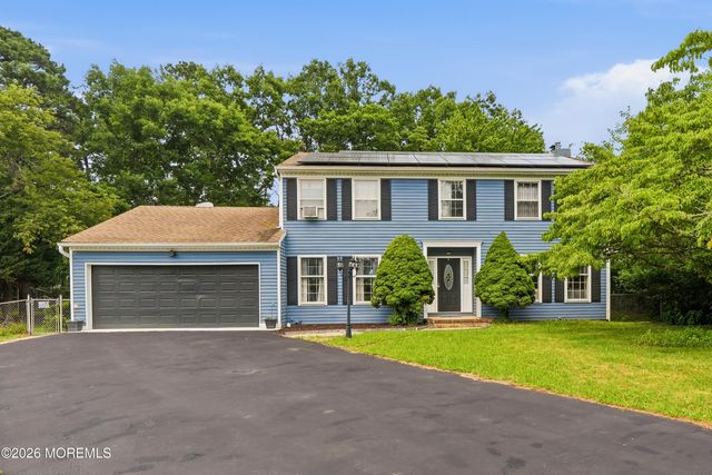 22 Kim Lane, Toms River, NJ 08755