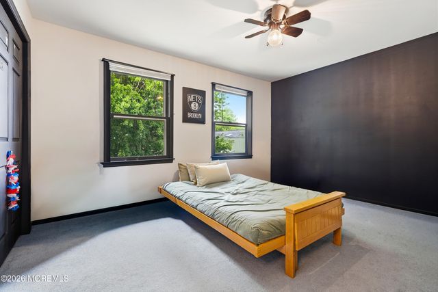 22 Kim Lane, Toms River, NJ 08755