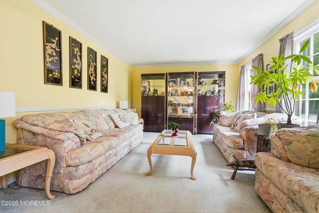 22 Kim Lane, Toms River, NJ 08755