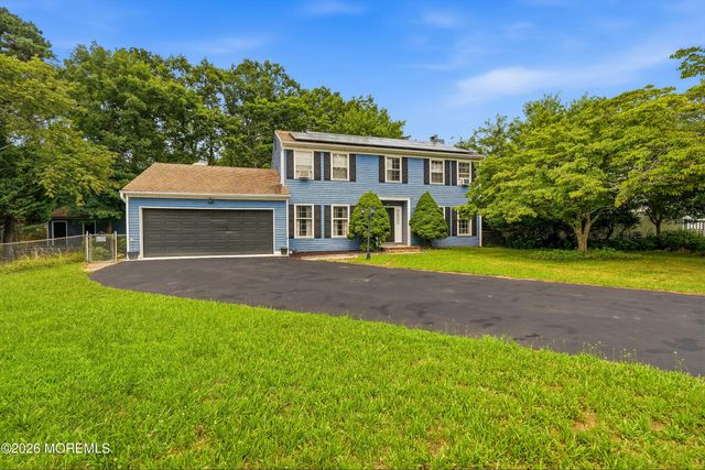22 Kim Lane, Toms River, NJ 08755