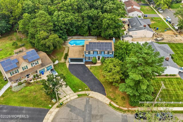22 Kim Lane, Toms River, NJ 08755