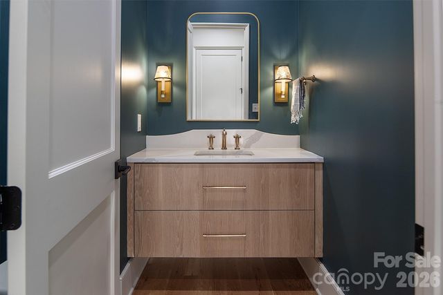 1214 S Kings Drive A, Charlotte, NC 28207