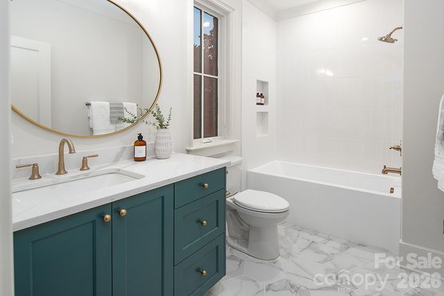 1214 S Kings Drive A, Charlotte, NC 28207