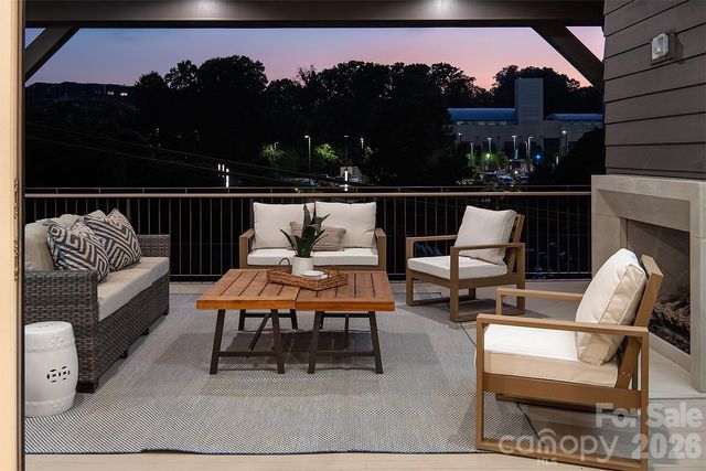 1214 S Kings Drive A, Charlotte, NC 28207