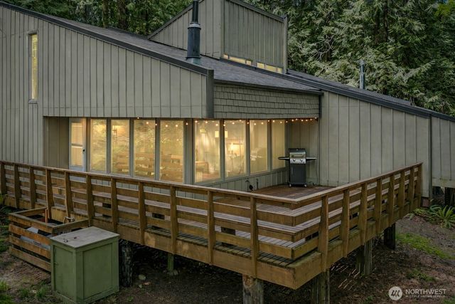 201 E Cutty Sark Drive, Shelton, WA 98584