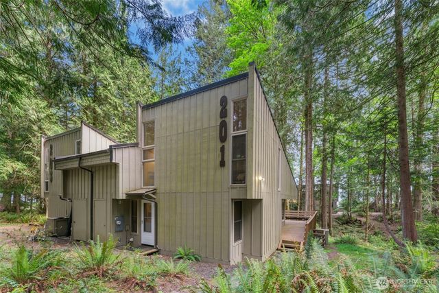 201 E Cutty Sark Drive, Shelton, WA 98584