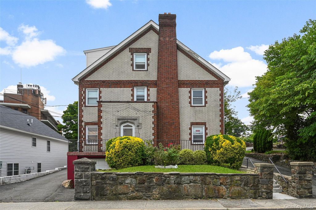 304 S Regent Street, Port Chester, NY 10573 — exterior
