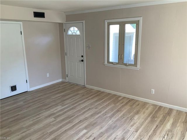 3210 Indigo RD, Chesapeake, VA 23325