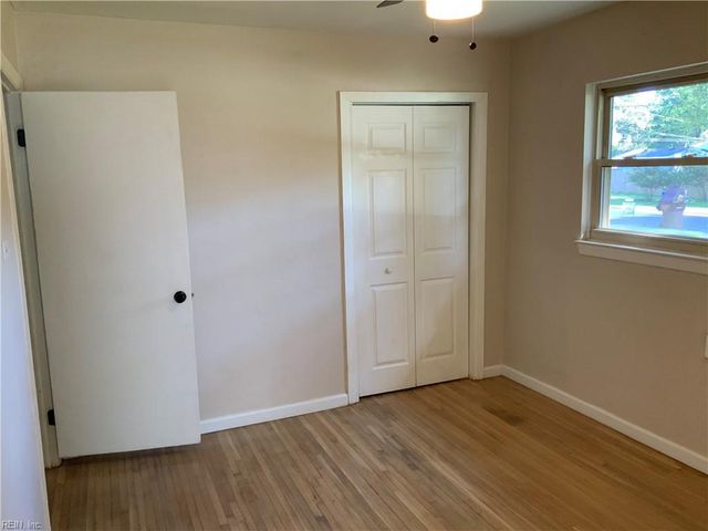 3210 Indigo RD, Chesapeake, VA 23325