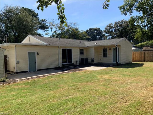 3210 Indigo RD, Chesapeake, VA 23325