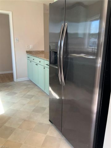 3210 Indigo RD, Chesapeake, VA 23325