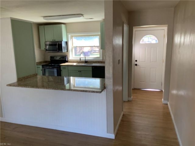 3210 Indigo RD, Chesapeake, VA 23325