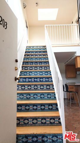 2305 Glendale Boulevard, Los Angeles, CA 90039