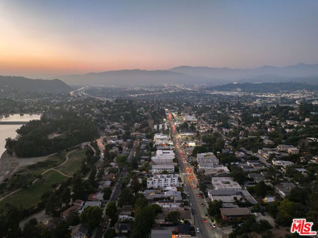 2305 Glendale Boulevard, Los Angeles, CA 90039